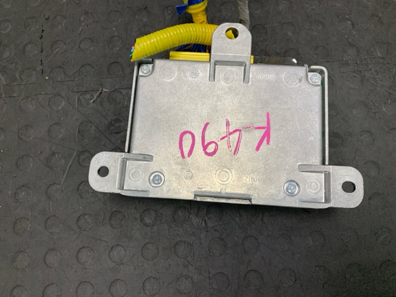 Блок управления airbag Honda CR-V RE4 K24A Блок управления airbag Honda CR-V RE4 K24A