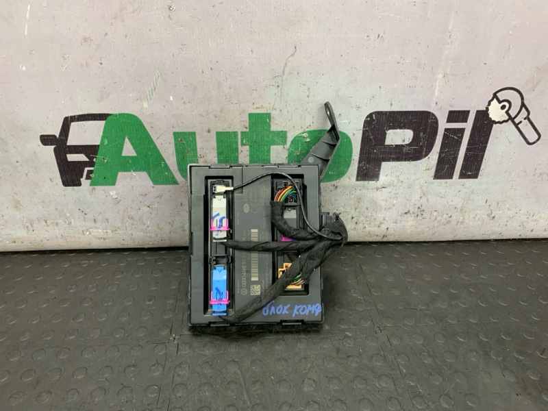 Блок комфорта Volkswagen Touareg 2011 7P5 CGEA 4H0907064AK контрактная