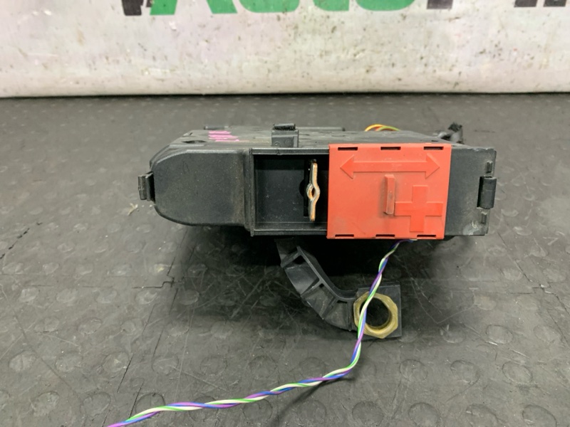 Блок предохранителей E-Class 2014 W212 274.920 Блок предохранителей E-Class 2014 W212 274.920