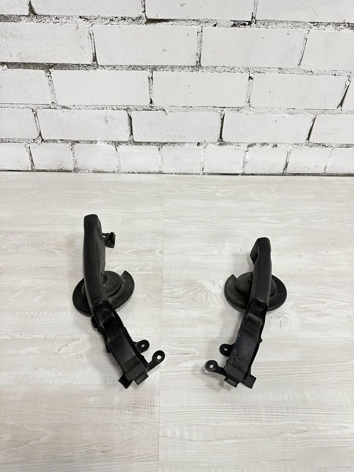 Уплотнитель капота левый BMW 3 F30 51767255803 Б/У