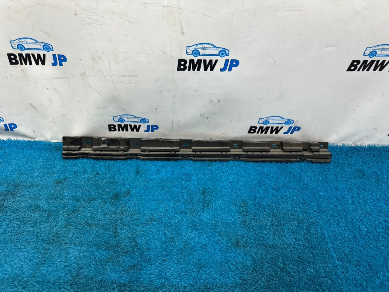 Кронштейн порога передний левый BMW 5 2012 F10 N20B20 51 77 7 184 777 контрактная