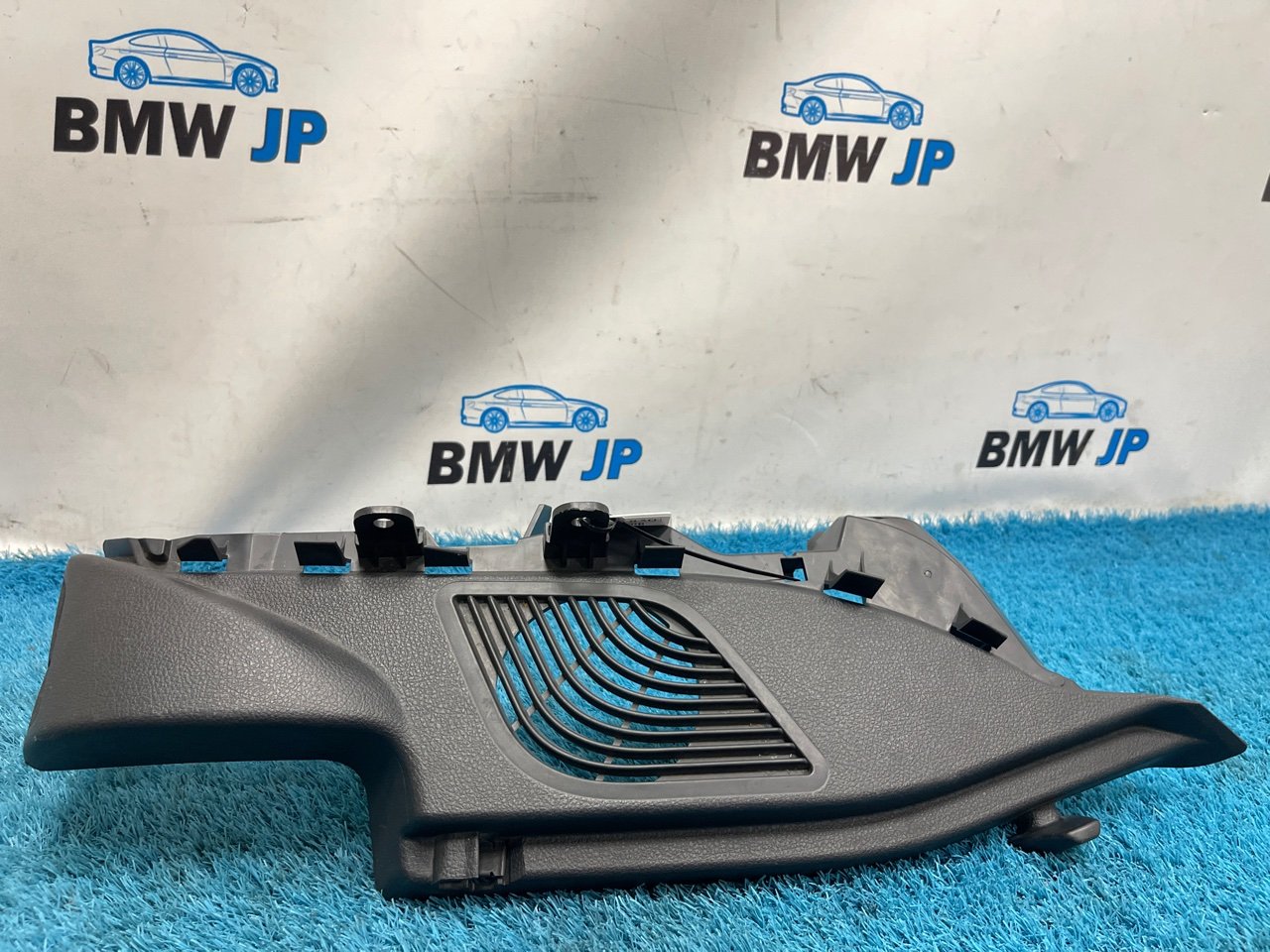 Основание полки багажника правое BMW 1 2015 f20 В38В15А 51467271852 контрактная