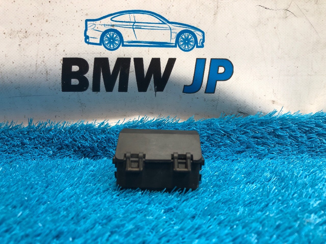 Кронштейн блока ABS задний 3 2013 f30 N20B20B Кронштейн блока ABS задний 3 2013 f30 N20B20B