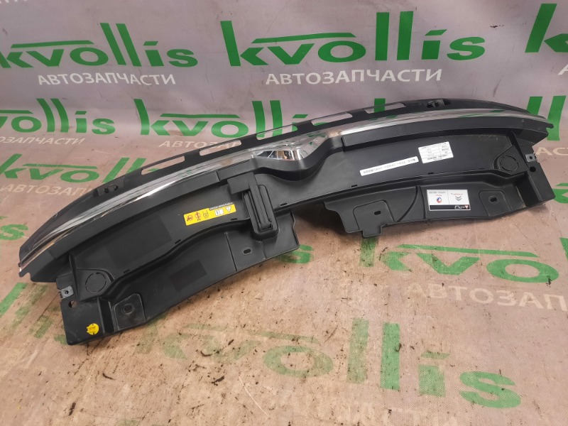 Решетка радиатора С3 2018 SX