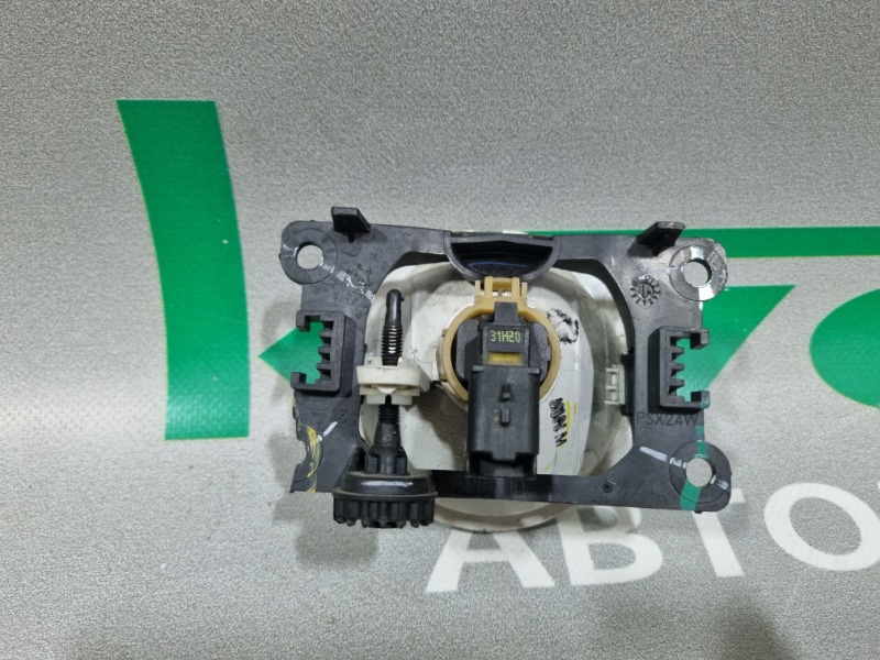 Фара противотуманная передняя левая Citroen С3 SX Фара противотуманная передняя левая Citroen С3 SX