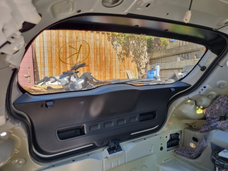 Дверь багажника С3 2018 SX