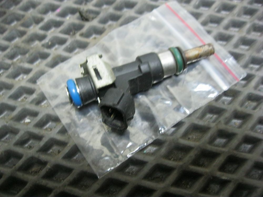 Форсунка топливная Mitsubishi Lancer X 2007-2010 CY4A 4B11 1465A029 контрактная