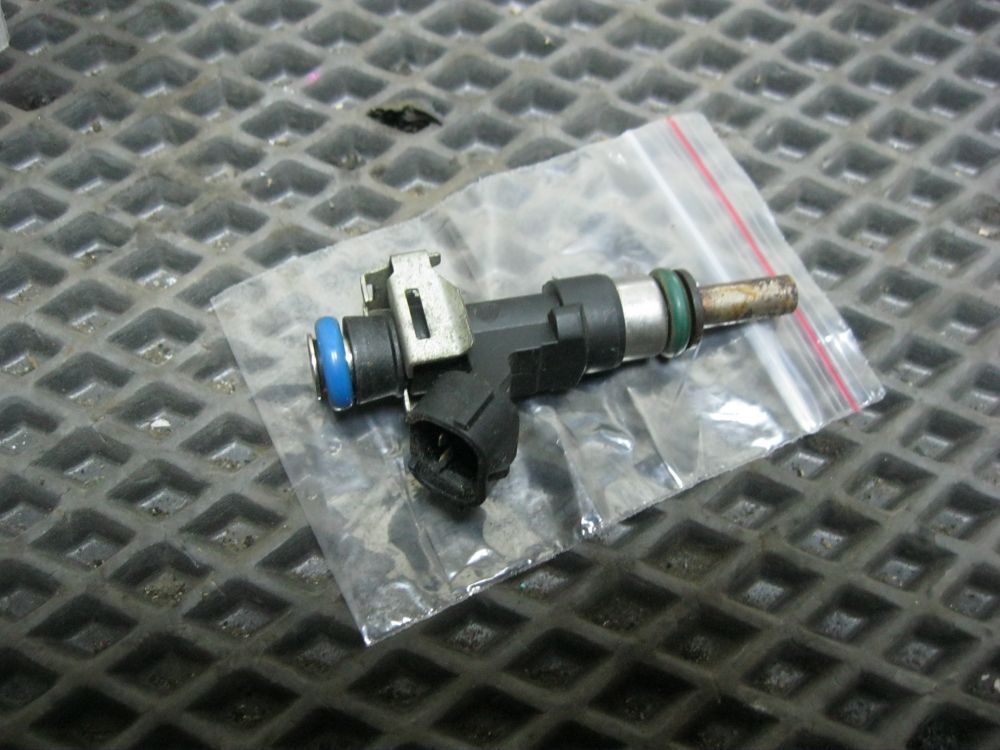 Форсунка топливная Mitsubishi Lancer X 2007-2010 CY4A 4B10 1465A029 контрактная
