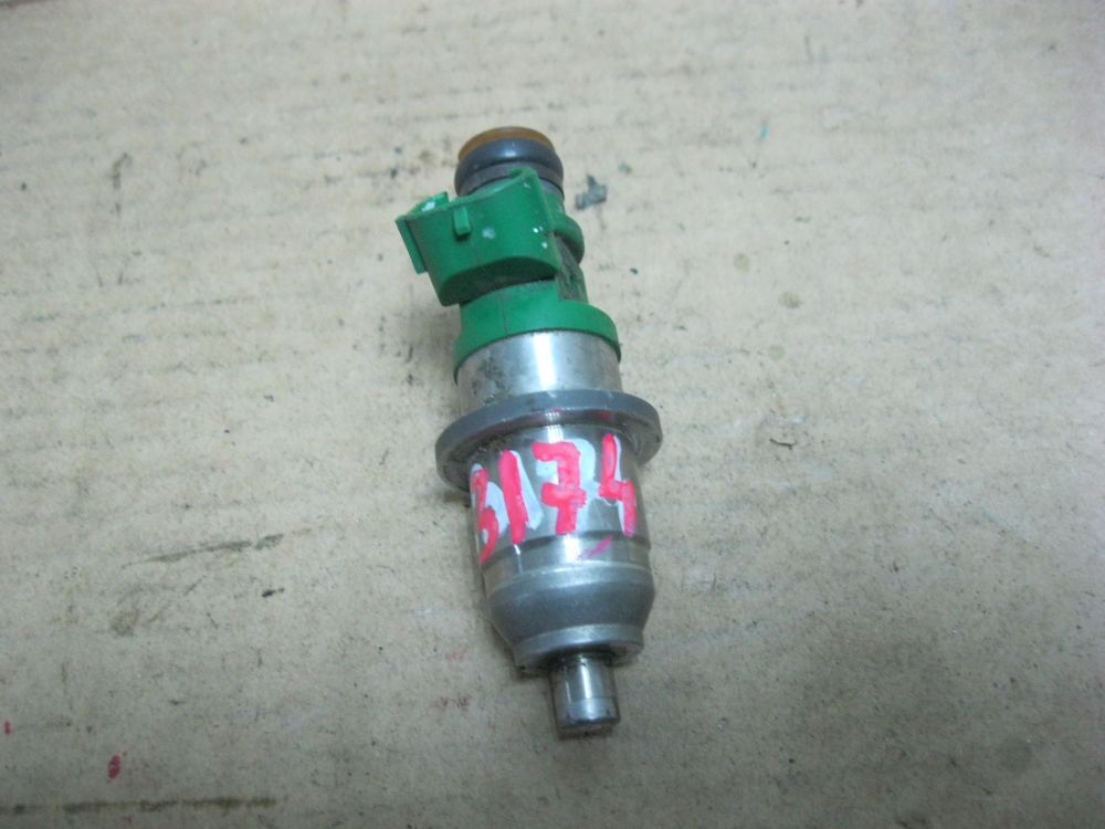 Форсунка топливная Mitsubishi Lancer Cedia 2002 CS2A 4G15 E7T05075 Б/У