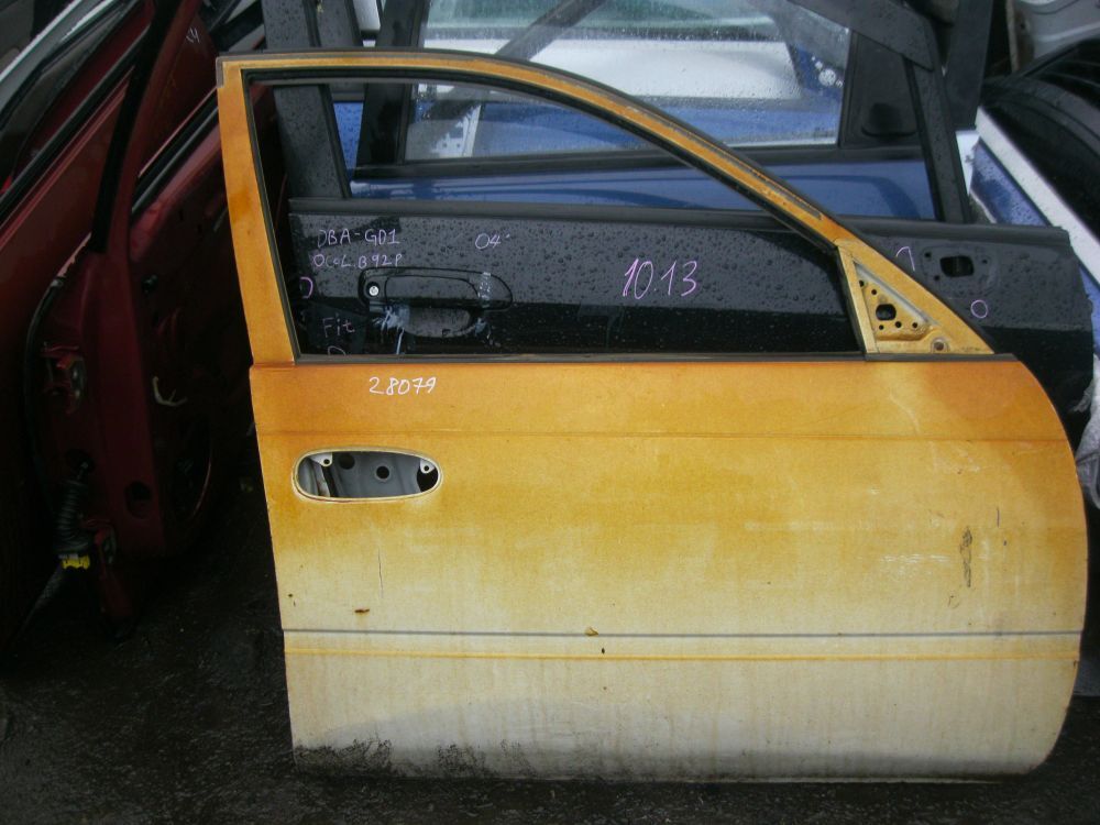 Дверь передняя правая передняя левая Toyota Corolla 1999 EE102 контрактная
