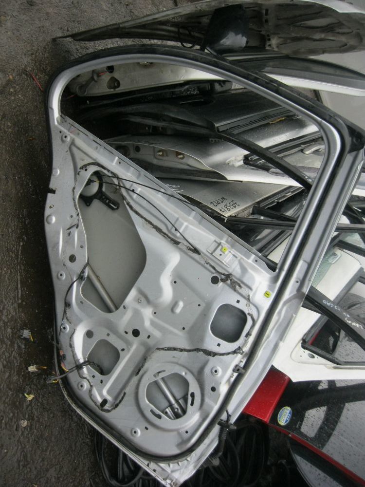 Дверь левая задняя задняя левая Lancer 2009 CY4A
