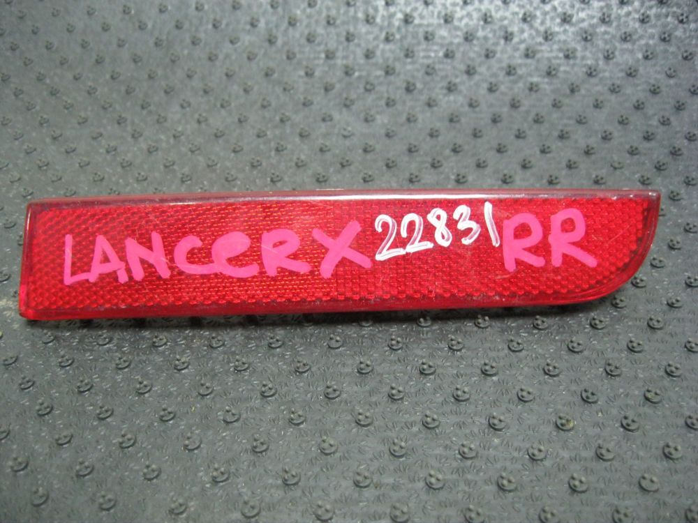 Катафот в бампер задний правый Mitsubishi Lancer X 2007-2010 CY4A контрактная