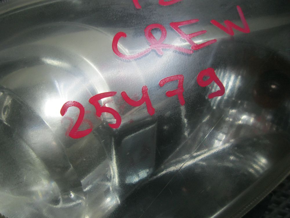 ФАРА ЛЕВАЯ передняя левая Mazda Premacy GREW