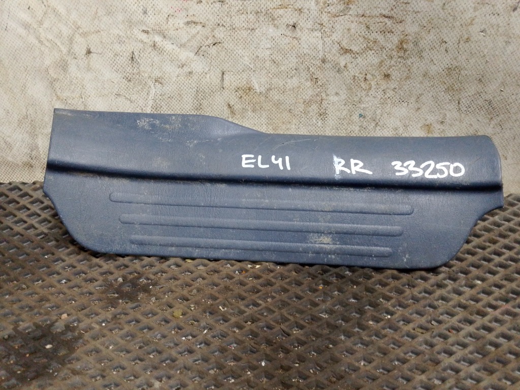 Порожек салона задний правый Toyota Corsa 1995 EL41 4EFE 6791716040 контрактная