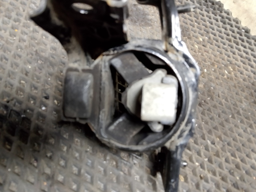 Подушка АКПП Volkswagen Polo 612 CFN