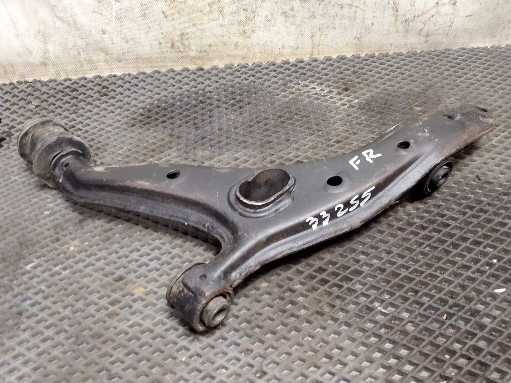 Рычаг передний правый передний правый Partner 2000 EY6 D13A