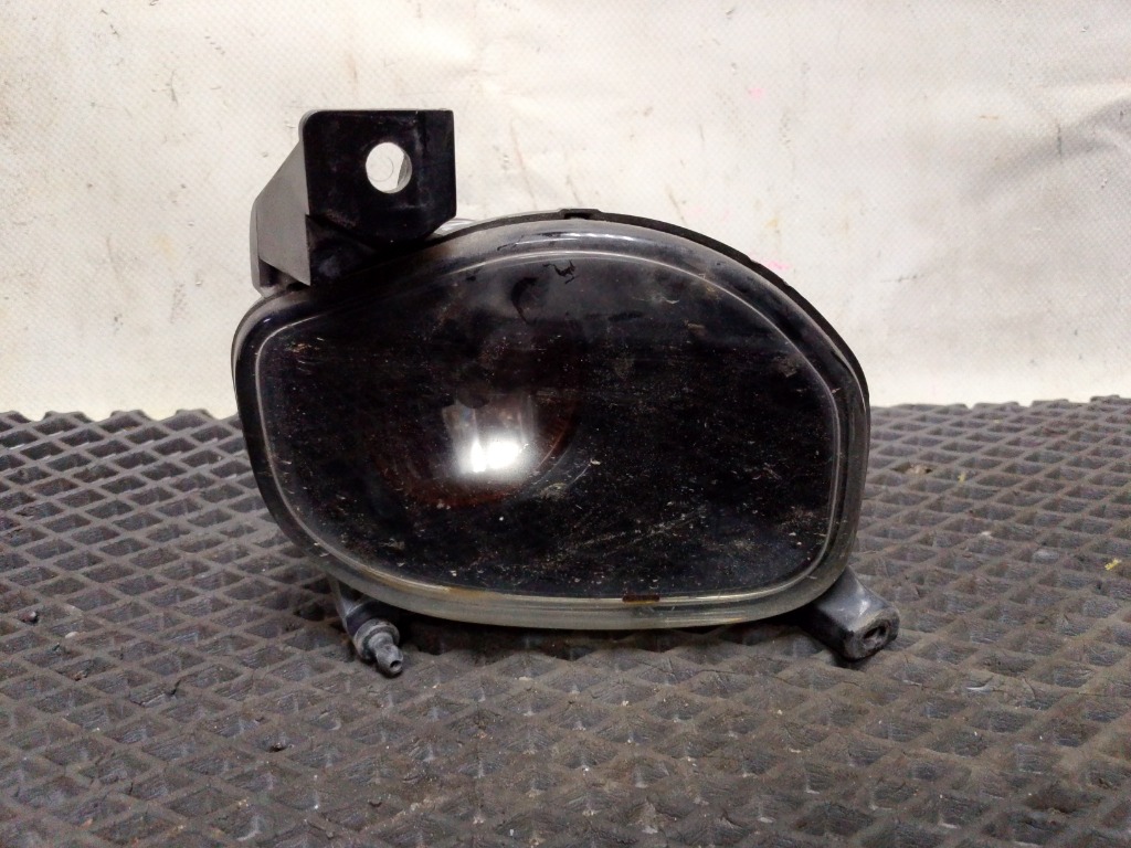ТУМАНКА ПРАВАЯ передняя правая Toyota Avensis 2004 AZT250 1AZFE 8121005060 контрактная