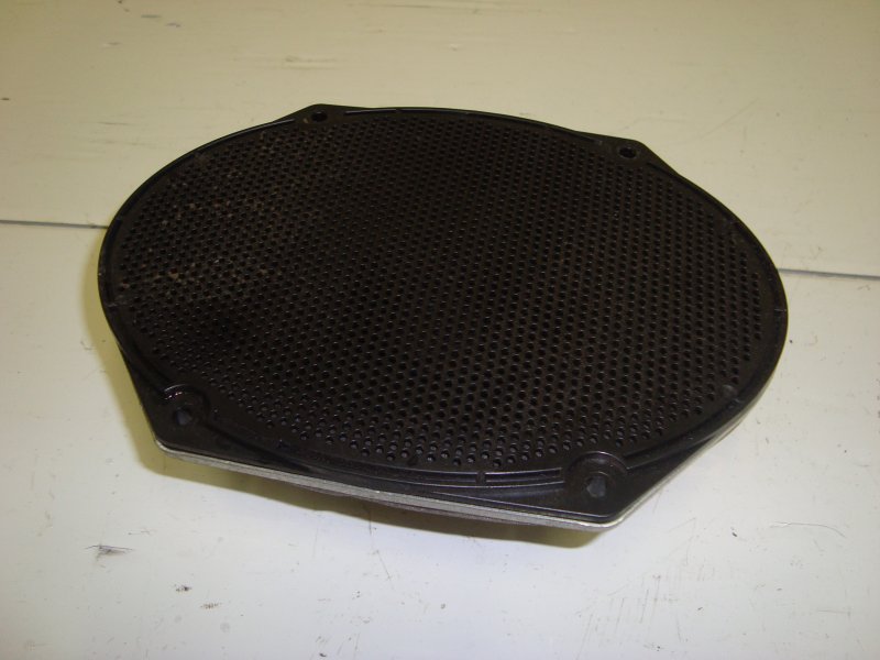 Динамик Ford Fusion (б/у) Динамик Ford Fusion (б/у)