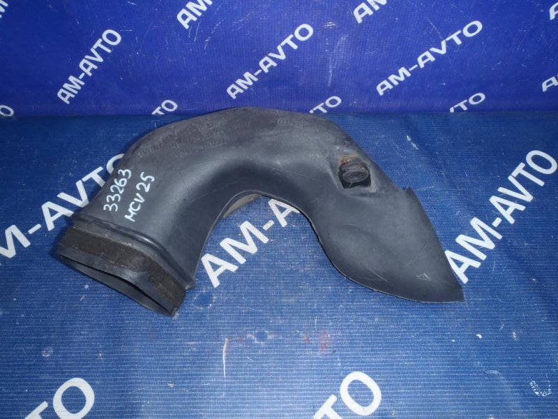 Патрубок воздушного фильтра TOYOTA CAMRY GRACIA 1997 MCV25 2MZ-FE 17750-20030 контрактная