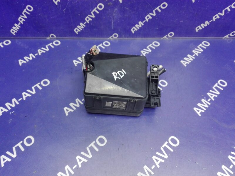 Блок предохранителей под капотом CR-V 1997 RD1 B20B