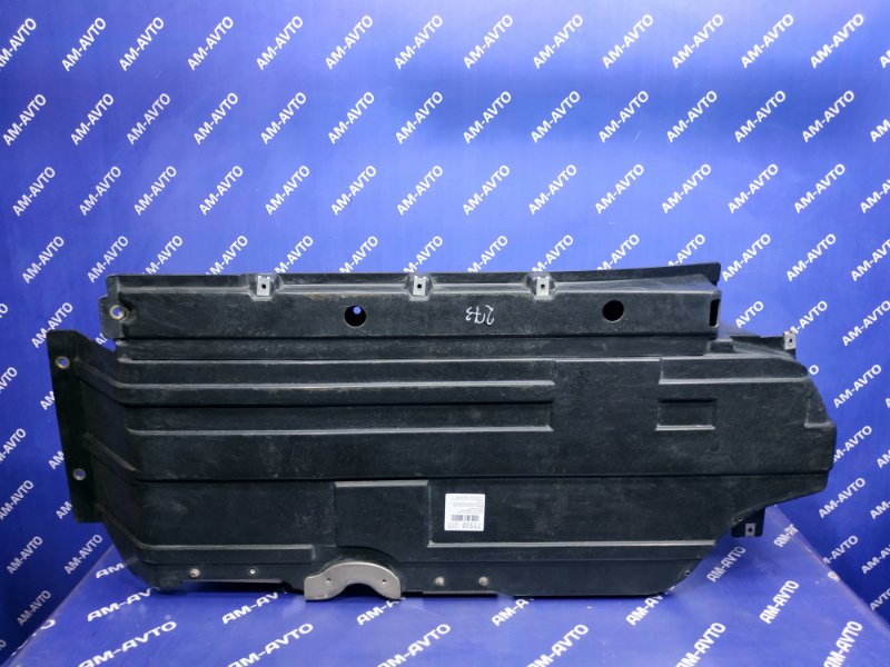 Защита бака топливного правая X5 2003 E53 M54B30