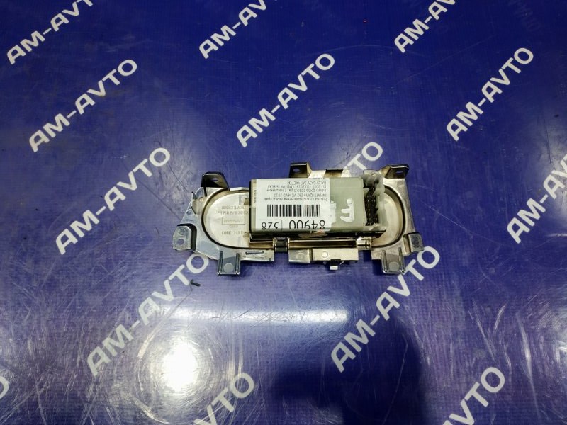 Кнопка стеклоподъемника передняя правая INFINITI QX56 Z62 VK56VD