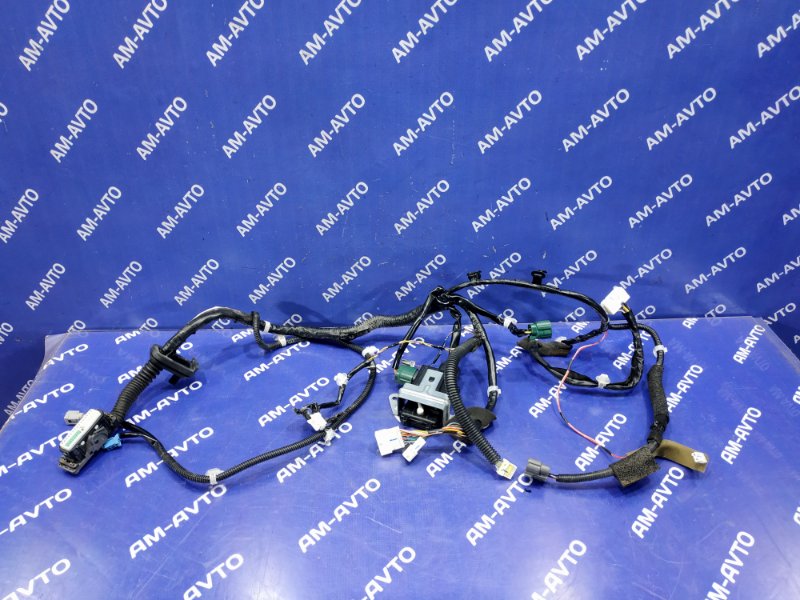 Коса двери передняя левая INFINITI QX56 2010 Z62 VK56VD 241251LA0C Б/У