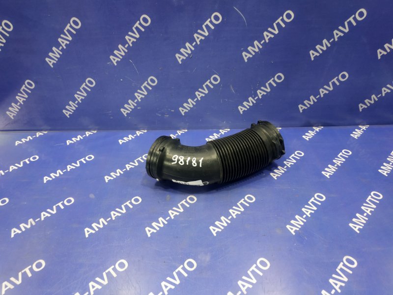 Патрубок воздушного фильтра VOLVO XC70 2014 BZ B4204T11 31319688 контрактная