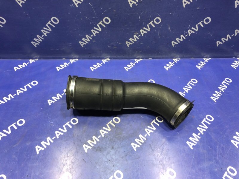 Запчасть патрубок VOLVO V70 2010 BW60 B5254T 08692401 контрактная Патрубок VOLVO V70 2010 BW60 B5254T 08692401 контрактная