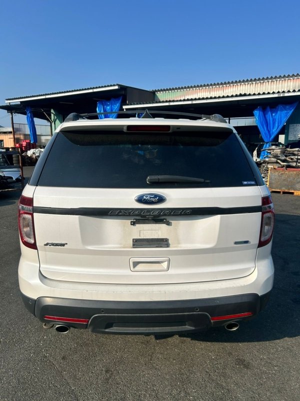 Бампер задний EXPLORER 2014 U502 EGC