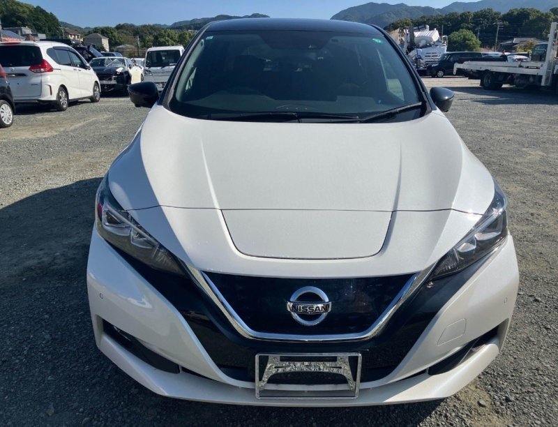 Nissan Leaf фото 2