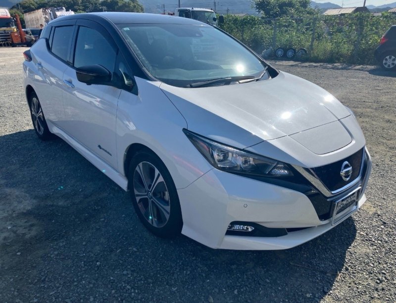 Nissan Leaf фото 3