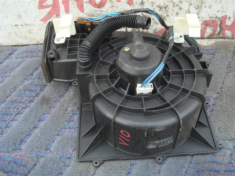 Мотор печки Nissan Tino HV10 SR20DE (б/у)