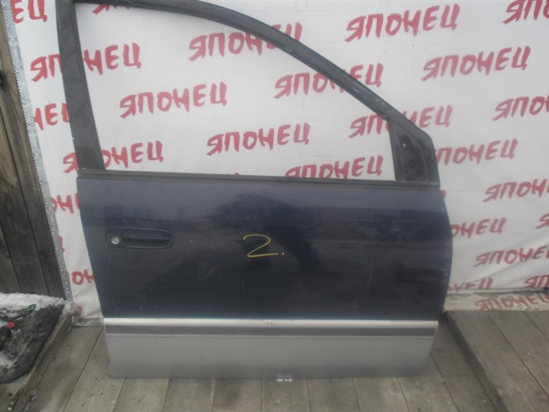 Дверь Toyota Ipsum SXM10 передняя правая (б/у)