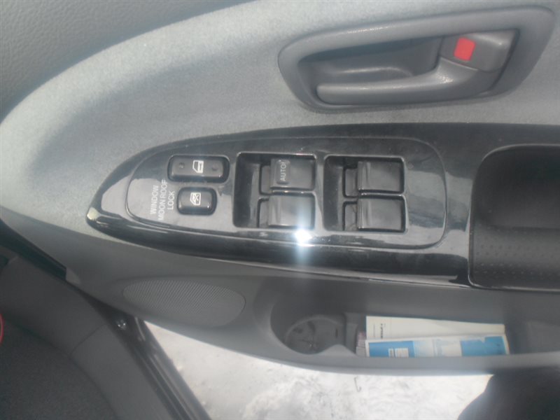 Блок упр. стеклоподьемниками Toyota Estima ACR30 2AZ-FE передний правый (б/у)