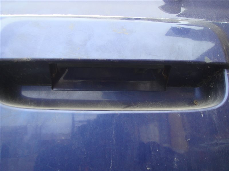 Ручка двери багажника Toyota Hilux Surf VZN185 5VZ-FE 1996 (б/у)