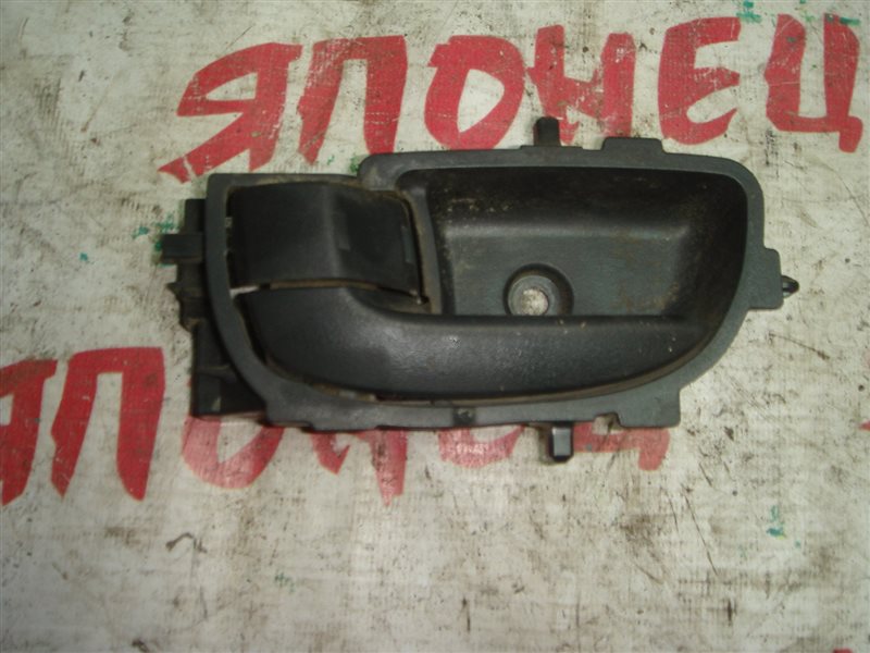 Ручка двери внутренняя Toyota Wish ZGE20 2ZR-FAE задняя левая (б/у)