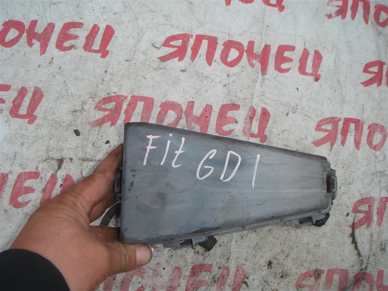 Блок предохранителей под капот Honda Fit GD1 L13A (б/у)