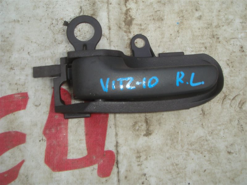 Ручка двери внутренняя Toyota Vitz NCP10 1NZ-FE задняя левая (б/у)