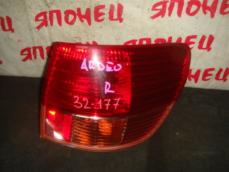 Стоп-сигнал Toyota Vista Ardeo SV50 3S-FSE задний правый (б/у)