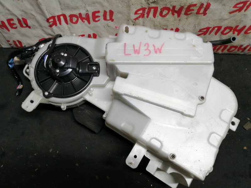 Печка Mazda Mpv LW3W L3VE задняя (б/у)