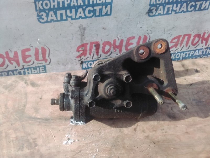 Рулевой редуктор угловой NISSAN ATLAS R4F23 QD32 (б/у)