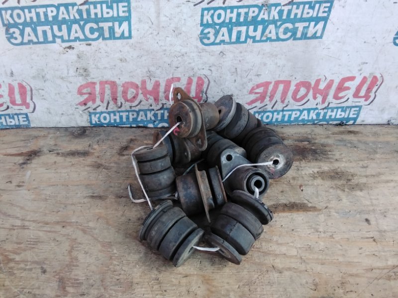 Подушка рамы Toyota Land Cruiser UZJ100 2UZ-FE (б/у)