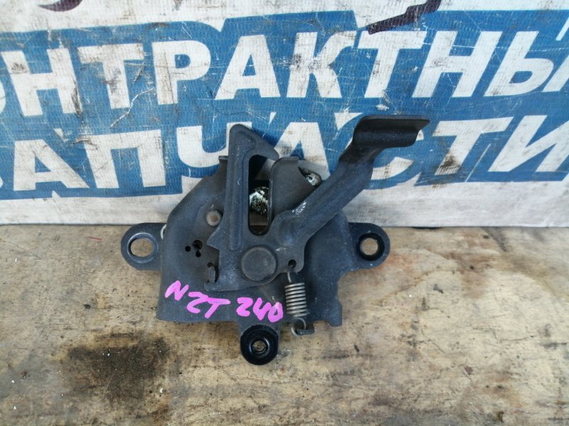 Замок капота Toyota Premio NZT240 1NZ-FE (б/у)