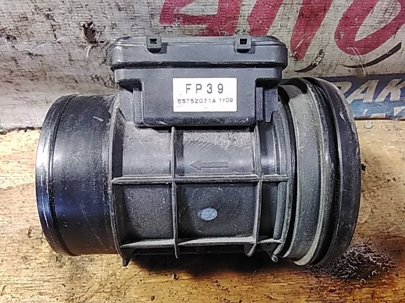 Расходомер воздушный Nissan Vanette SK82 F8 (б/у)