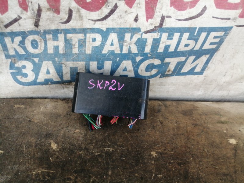 Блок предохранителей салона Mazda Bongo SKP2V L8 (б/у)