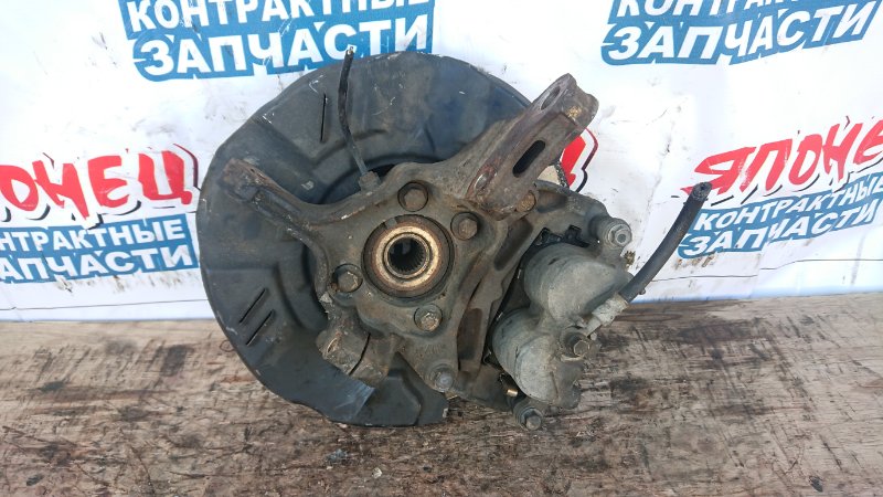 Ступица Subaru Legacy BP5 EJ20 передняя правая (б/у)