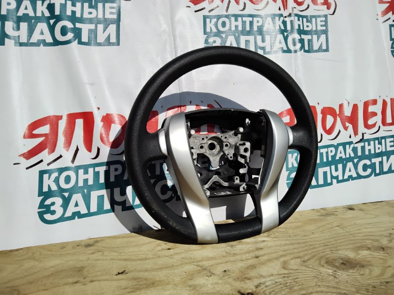 Руль Toyota Aqua NHP10 1NZ-FXE (б/у)