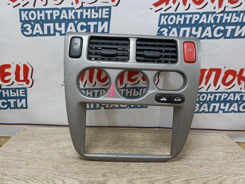 Консоль магнитофона Honda Hrv GH3 D16A (б/у)