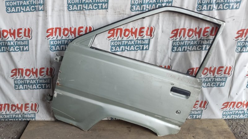 Дверь Toyota Town Ace CR30 2CT передняя левая (б/у)